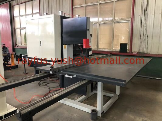 Chine Machine de découpage des bords de boîtes IBC carrées, pour usine de fabrication de boîtes IBC fournisseur